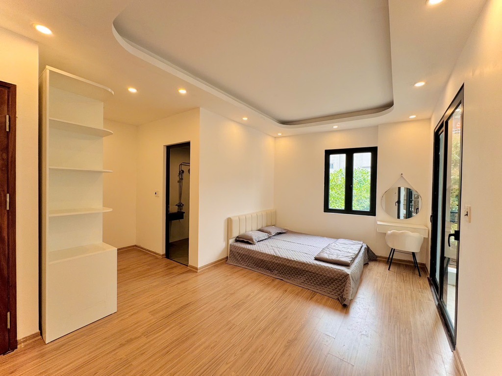 BÁN NHÀ LÔ GÓC HAI THOÁNG - 42M2 - 5 NGỦ ĐỦ CÔNG NĂNG - NHÀ MỚI COONG
